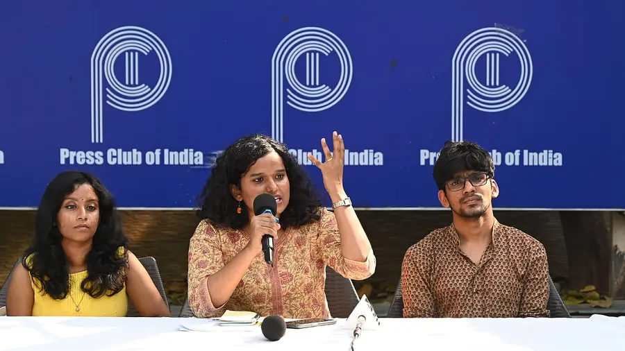 ಜೆಎನ್‌ಯು ವಿದ್ಯಾರ್ಥಿಗಳ ಜನಾಭಿಪ್ರಾಯ ಸಂಗ್ರಹ: ಉಪಕುಲಪತಿ ರಾಜೀನಾಮೆಗೆ ಭಾರೀ ಬೆಂಬಲ