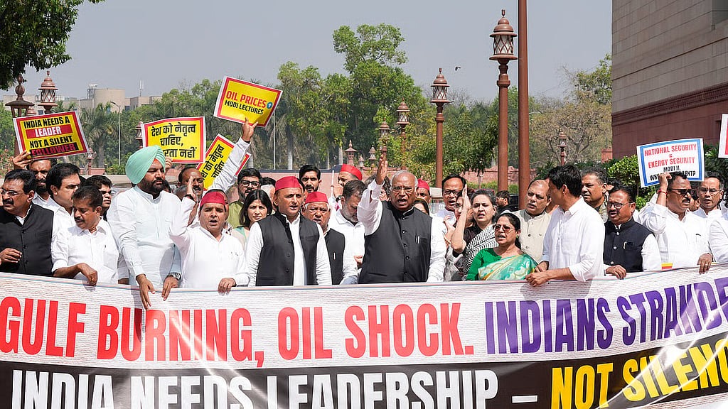 ವಿಪಕ್ಷದ 240 ಸಂಸದರನ್ನು ಅಮಾನತುಗೊಳಿಸುವ ಸಂಚು ಇದೆ: ಮಾಣಿಕಮ್ ಟ್ಯಾಗೋರ್ ಆರೋಪ