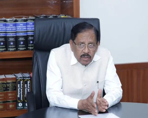 ಕಬಡ್ಡಿ ಬೆಟ್ಟಿಂಗ್ ಪ್ರಕರಣ: ಪರಮೇಶ್ವರ ವಿರುದ್ಧ ಎಫ್‌ಐಆರ್ ಆದೇಶಕ್ಕೆ ಹೈಕೋರ್ಟ್ ತಡೆ