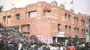 ನವ-ಫ್ಯಾಸಿಸಂನ ಉತ್ಕರ್ಷ ಮತ್ತು ಶಿಕ್ಷಣದ ನಾಶ