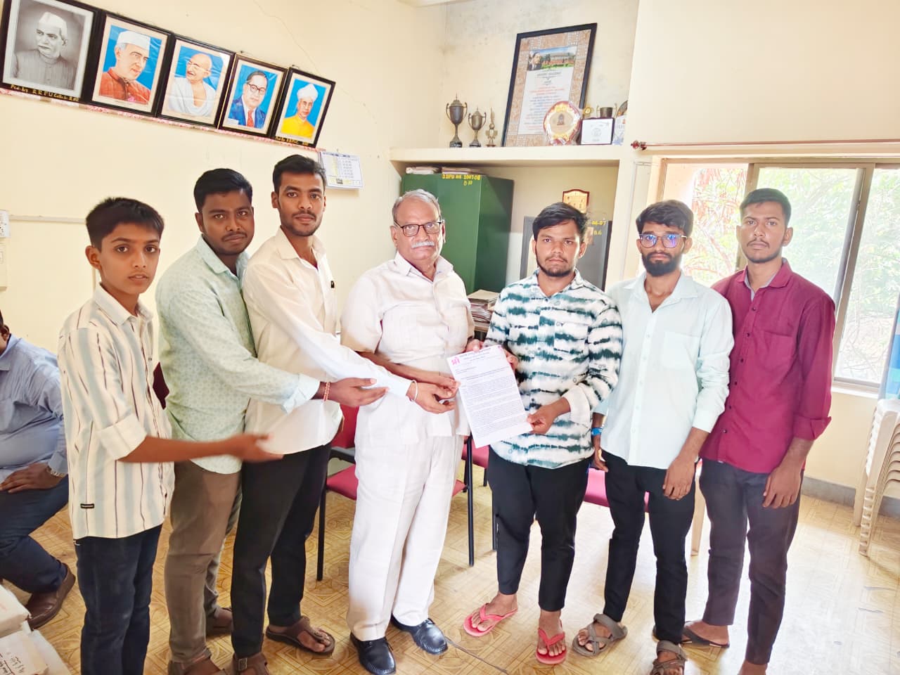 ಜಿಲ್ಲೆಯಲ್ಲಿ 64 ಸರ್ಕಾರಿ ಶಾಲೆ ಮುಚ್ಚುವ ತೀರ್ಮಾನ ಖಂಡನೀಯ: ಎಸ್ಎಫ್ಐ ಆಕ್ರೋಶ
