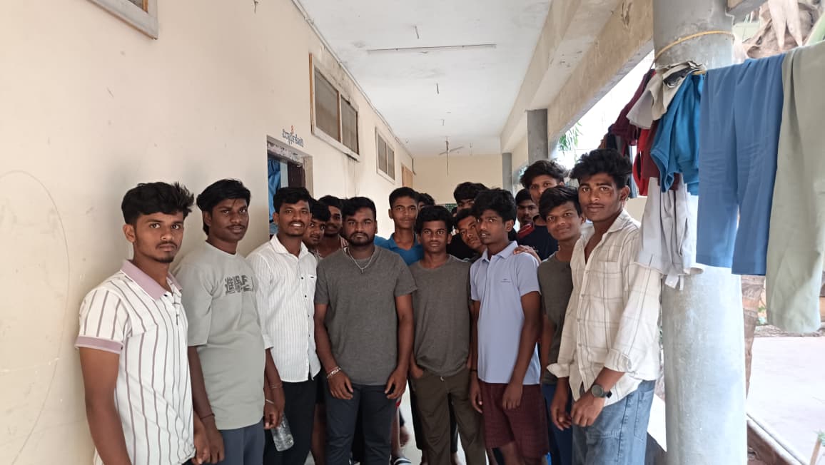 ತಿಪ್ಪೆಗುಂಡಿಯಾದಂತಾದ ವಿದ್ಯಾರ್ಥಿ ವಸತಿ ನಿಲಯ : ಎಸ್‌ಎಫ್‌ಐ ಆಕ್ರೋಶ