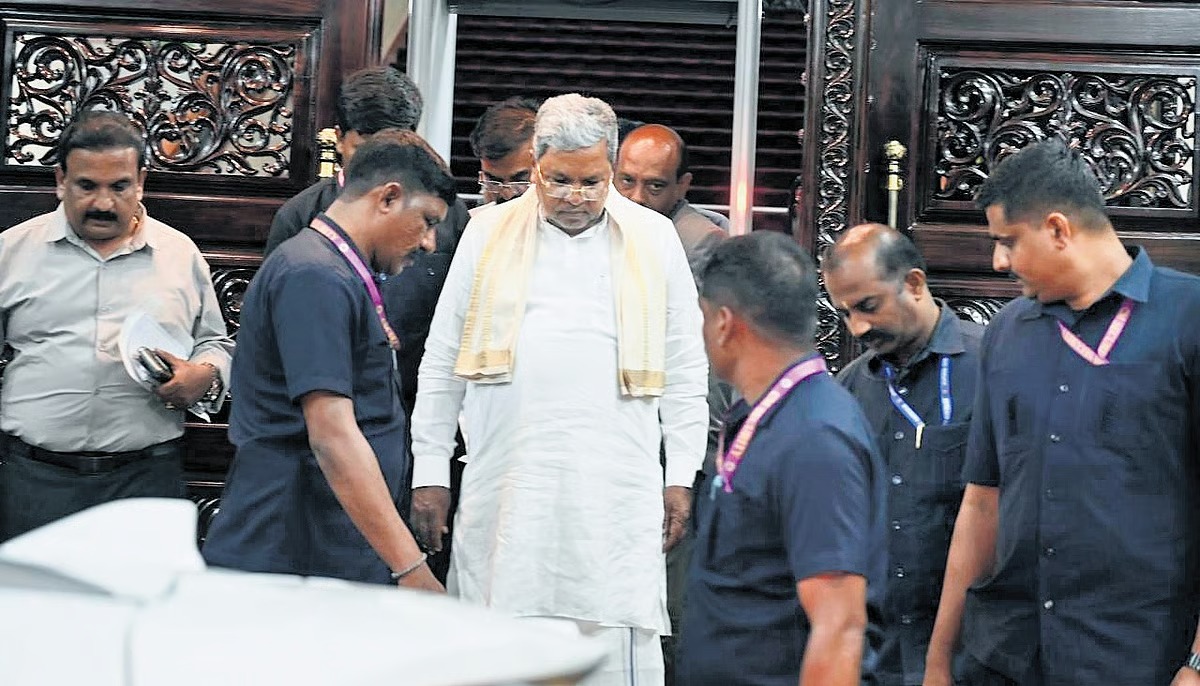 ಗೃಹಕಾರ್ಮಿಕರ ಕಲ್ಯಾಣ ಮಸೂದೆ ಕುರಿತು ಸಚಿವ ಸಂಪುಟ ಚರ್ಚೆ | ದೂರು ಪರಿಹಾರ ಸಮಿತಿ ರಚನೆಗೆ ಸರ್ಕಾರ ಚಿಂತನೆ
