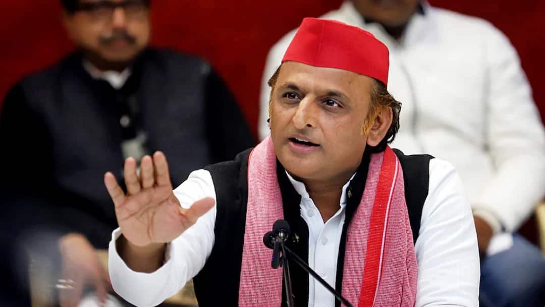 ಸಮಾಜವಾದಿ ಪಕ್ಷದಲ್ಲಿ ಭೇದ ಸಾಧ್ಯತೆ: ರಾಜ್ಭರ್ ಹೇಳಿಕೆ, ಅಖಿಲೇಶ್ ತಿರುಗೇಟು