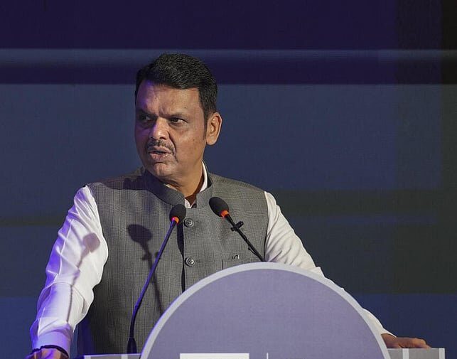ಸಿಎಂ ಫಡ್ನವೀಸ್ ಜೊತೆ ಟೀ ಮೀಟಿಂಗ್ ಬಹಿಷ್ಕರಿಸಿದ ಎಂವಿಎ: ಮಹಾರಾಷ್ಟ್ರ ಸರ್ಕಾರದ ವಿರುದ್ಧ ಆಕ್ರೋಶ