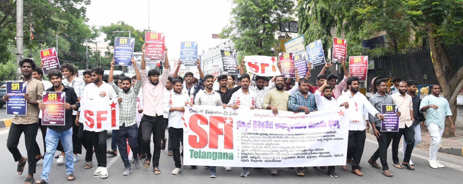 ತೆಲಂಗಾಣದಲ್ಲಿ ಪ್ರತಿಭಟನೆಗಳ ಜೋರಾಟ: ಉದ್ಯೋಗ, ಶಿಕ್ಷಣ, ಮತದಾರರ ಪಟ್ಟಿ ಪ್ರಶ್ನೆ