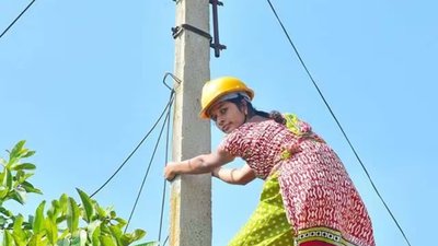 ತೆಲಂಗಾಣದ ಮೊದಲ ಮಹಿಳಾ ಜೂನಿಯರ್ ಲೈನ್‌ಮನ್: ಶಿರೀಶಾ ಬರೆದ ಹೊಸ ಇತಿಹಾಸ
