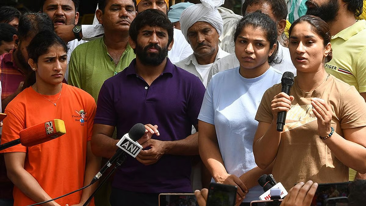 ಬ್ರಿಜ್ ಭೂಷಣ್ ಬಿಡುಗಡೆಗೆ ವಿರೋಧ: ಮಹಿಳಾ ಕುಸ್ತಿಪಟುಗಳು ಮೇಲ್ಮನವಿ ಸಲ್ಲಿಸಲು ನಿರ್ಧಾರ